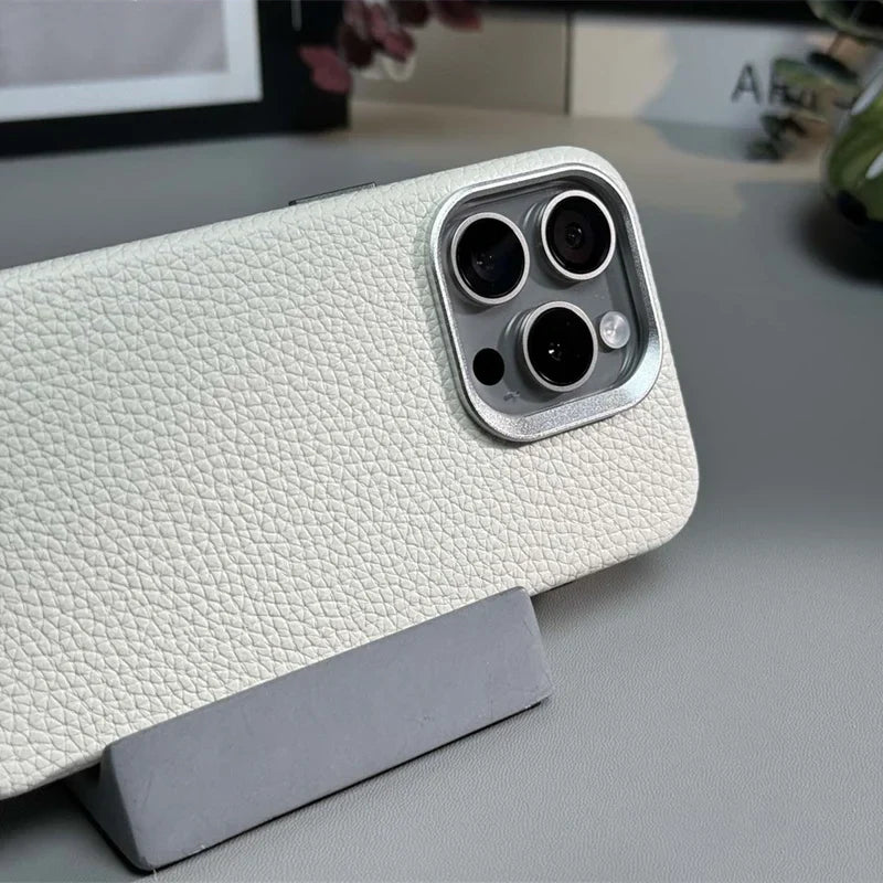 Luxe MagSafe  iPhone 16, 15 Slim Leathe Design Case